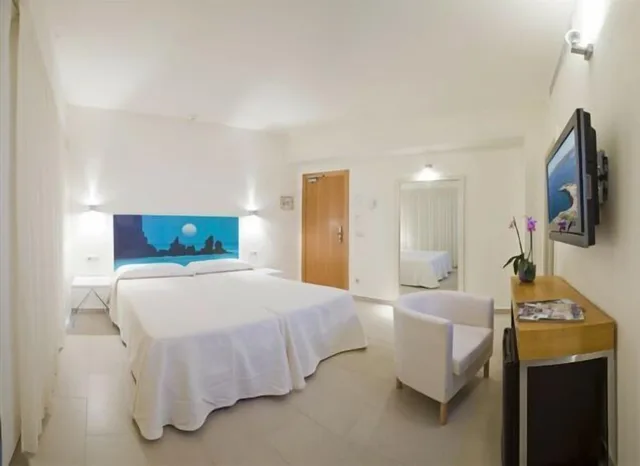 غرفة بريميوم بسريرين منفصلين، Hotel Florencio ibiza - Adults Only 3/5