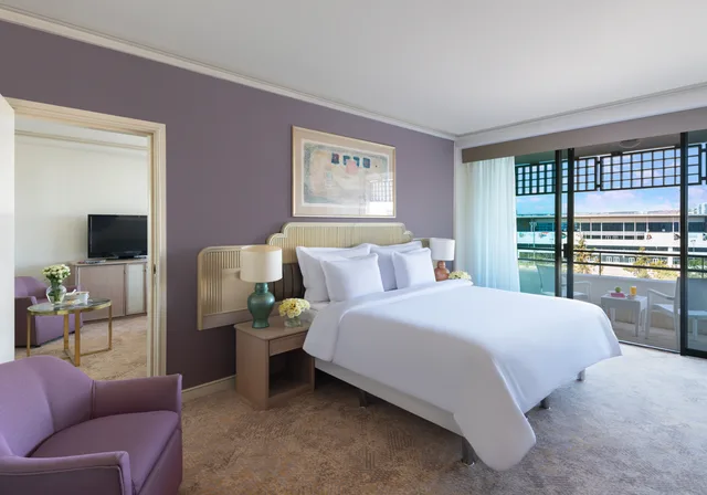 جناح عائلي بسريرين منفصلين وسرير كينج بإطلالة على المدينة بشرفة، Rixos Downtown Antalya 5/10