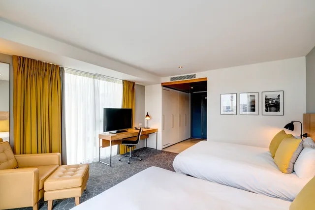 City, Twin Beds، Apex City Quay Hotel And Spa 1/4