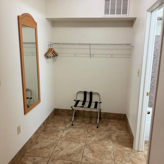 غرفة بسريرين كينج للمدخنين، Studio 6 Lubbock TX Medical Center 9/10