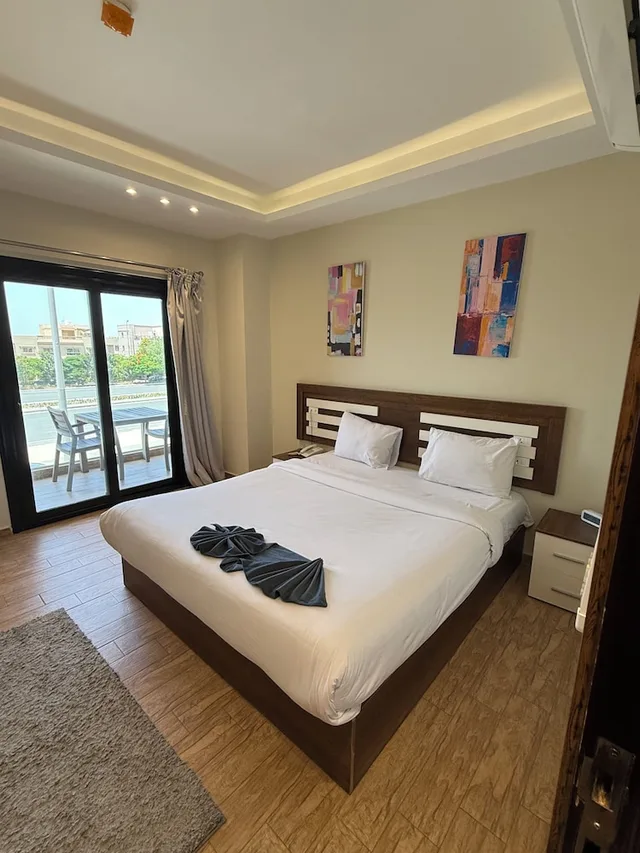 جناح جونيور بسرير مزدوج بشرفة، Royal Inn Residence New Cairo 1/4
