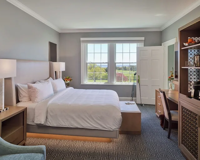 Room, King Bed, Seaview Hotel 1/1