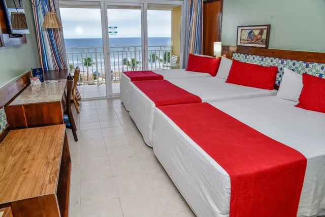 Superior, King Bed, Side Sea View، Gran Hotel Stella Maris Urban Resort and Conventions 1/9