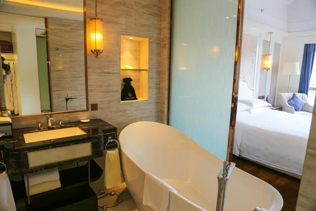 Business, Double Bed, Street View، Dayhello International Hotel 3/6