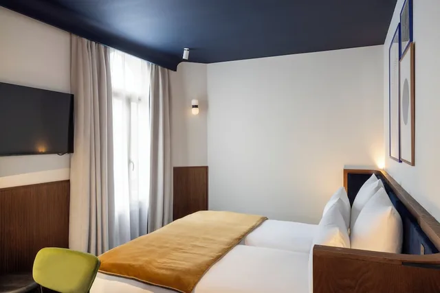 غرفة متصلة بسرير مزدوج، Cristal Champs Elysees Hotel 3/5