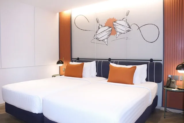 2 Bedrooms, Suite, 2 King Beds, The Quart Ruamrudee by UHG 4/10