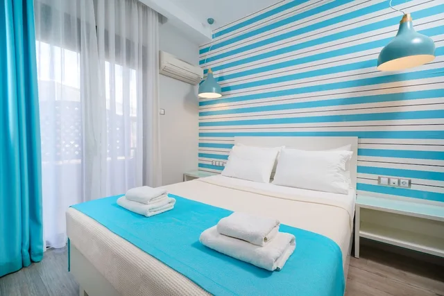 غرفة اقتصادية بسرير مزدوج بإطلالة جزئية على البحر، Kamelia Hotel 6/10