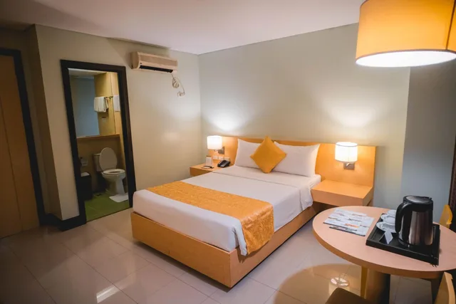 غرفة بريميير، Manila Grand Opera Hotel 6/7