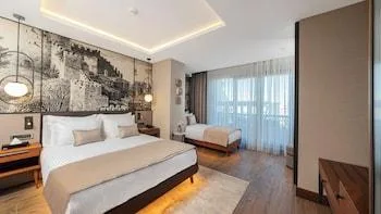 Superior, 1 Queen and 1 Single Bed, Levni Hotel Istanbul 1/1