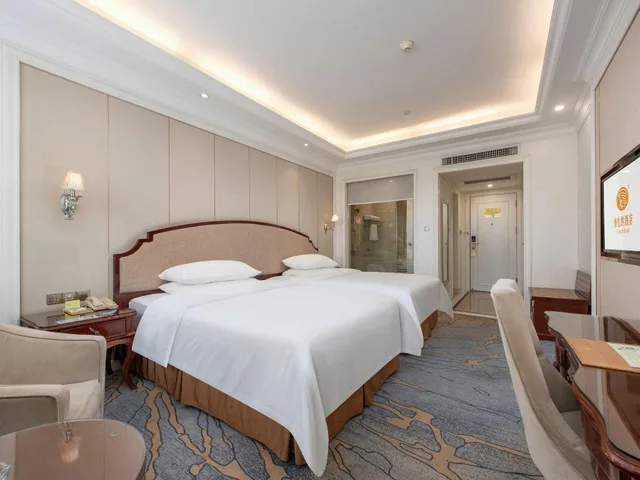 غرفة ديلوكس بسريرين منفصلين بإطلالة، Vienna Hotel (Guangzhou Baiyun University Jinyuan Plaza) 5/6