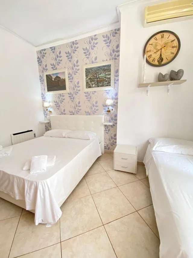 شقة سوبيريور، Hotel Europeo 4/10