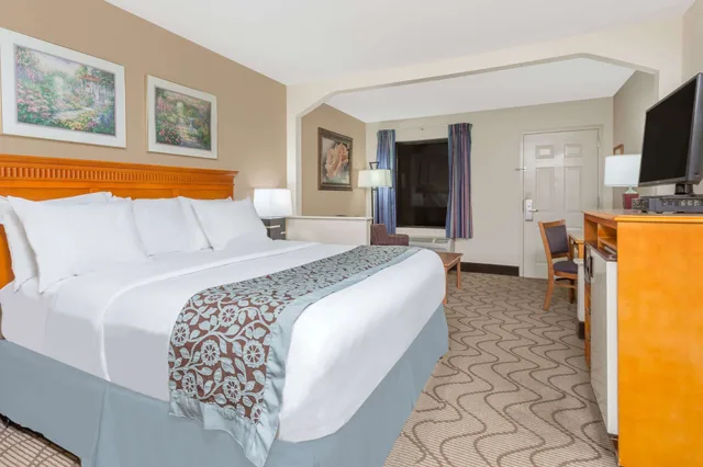 جناح استوديو بسرير كينج، Days Inn by Wyndham Elberton 1/6
