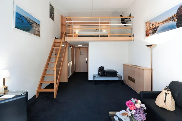 جناح جونيور بسرير كوين مع أريكة، Westotel Nantes Atlantique 4/6