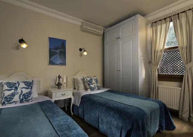 غرفة اقتصادية ثلاثية بسريرين كوين، Hotel Sari Konak 3/9