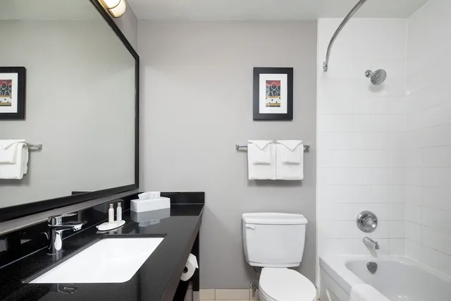جناح بسرير كينج بغرفة نوم واحدة، Travelodge Hotel Sudbury 4/4