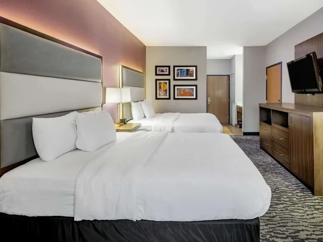 Room, 2 Queen Beds, La Quinta Inn & Suites by Wyndham NW Tucson Marana 5/10