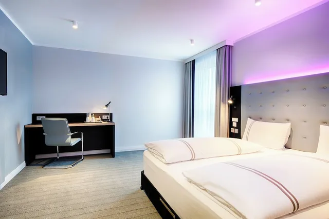 غرفة بسريرين منفصلين لذوي الإعاقة، Premier Inn Lubeck City Centre 6/10