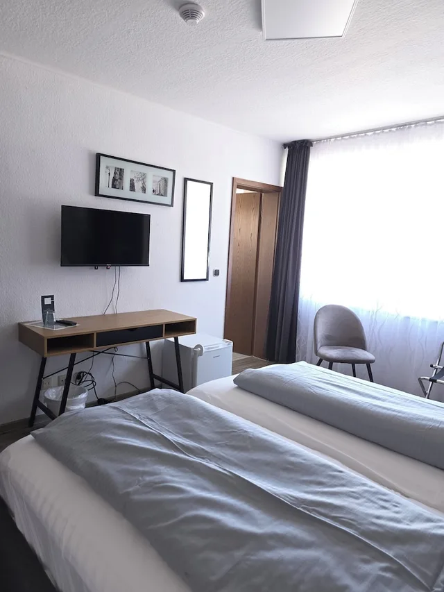 Basic, Twin Beds, Lieth Hotel Grünreich 5/10