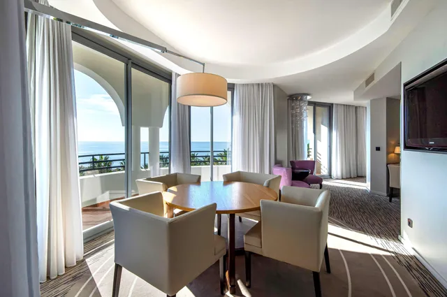 غرفة لذوي الإعاقة، Canopy by Hilton Cannes 1/1