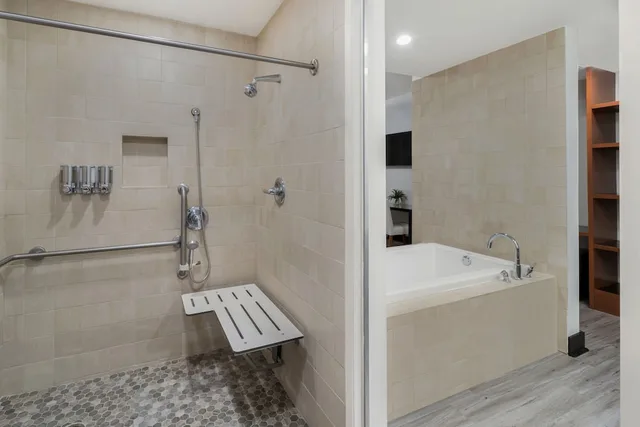 Courtyard, King Bed, King and Twin Beds, Sofa, Accessible، Hotel Casa 425 2/2