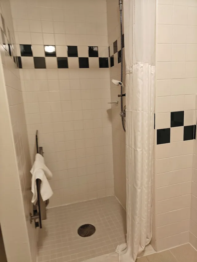 غرفة بسرير كينج لذوي الإعاقة، Americinn By Wyndham Belle Fourche 9/9