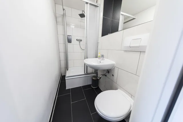 غرفة كلاسيكية رباعية بغرفة نوم واحدة، Berolina Haus GmbH 4/7