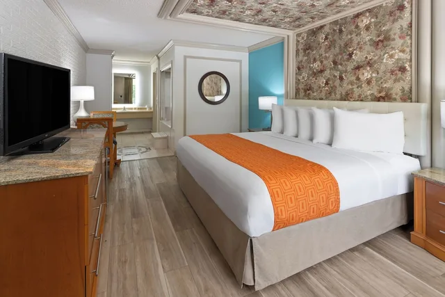 غرفة ديلوكس مفردة بسرير كينج بجاكوزي، Inn At Atlantic City Hotel & Banquet 1/2