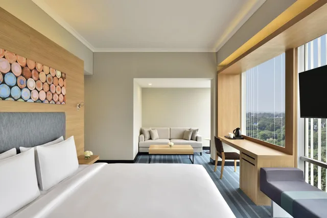 studio, Aloft New Delhi Aerocity 3/3