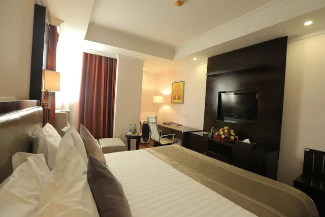 غرفة سوبيريور بسرير كينج بحوض جاكوزي، Saro-Maria Hotel 3/4