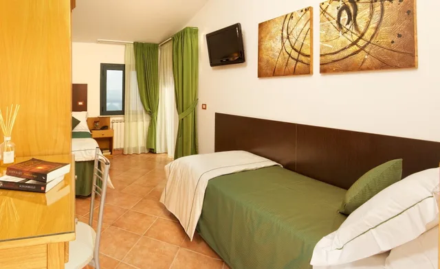 Mansarda, Junior Suite, Studio, Queen Bed, Sea View, Terrace, Hotel La Pensione Svizzera 3/10