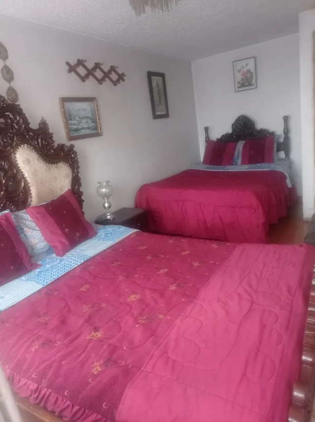 City, 1 Single and 2 Queen Beds، Escocie 3/10