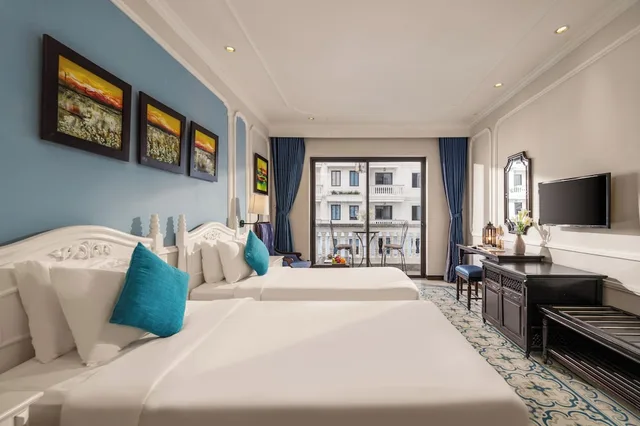 جناح عائلي بسريرين منفصلين وسرير كينج بغرفتي نوم بحوض استحمام، Hoi An Rosemary Boutique Hotel And Spa 1/10