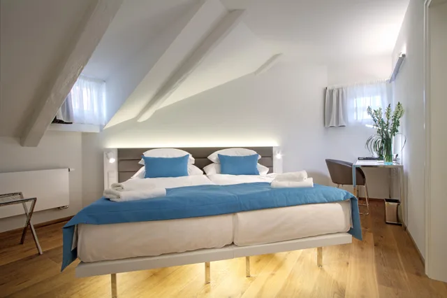 غرفة قياسية بسرير كينج، Hotel Bishops House 1/6