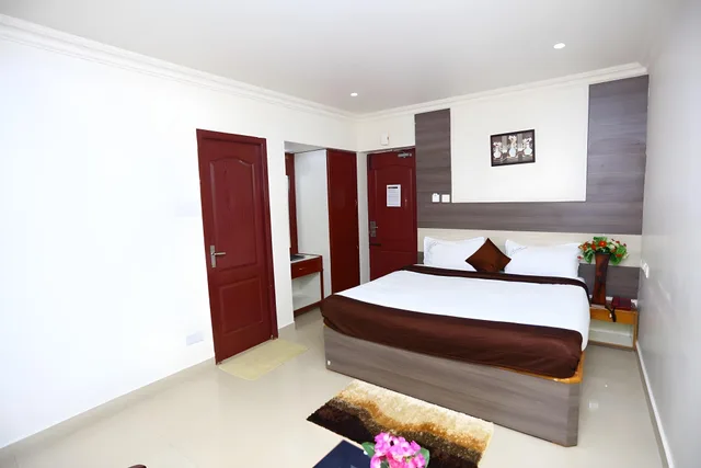 غرفة ديلوكس، OYO Rooms Convent Road Queens Land 1/1