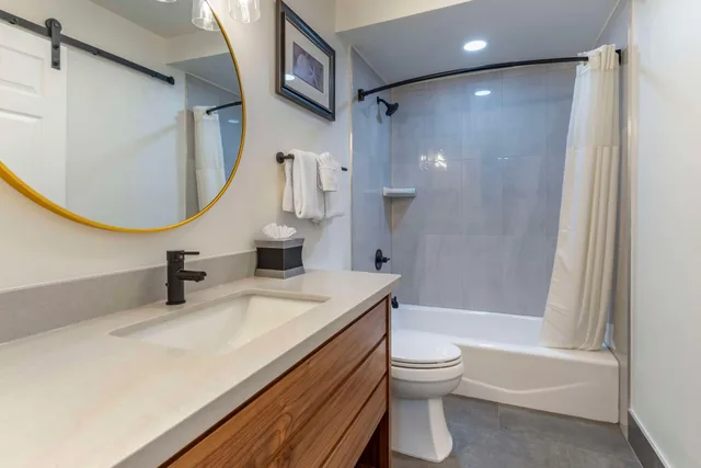 جناح، Best Western Carmel S Town House Lodge 3/3