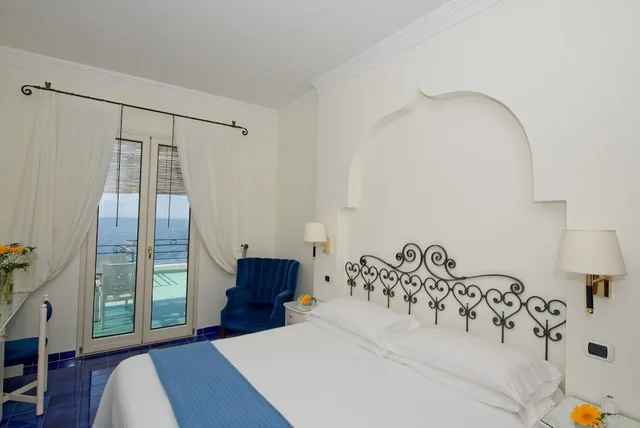 غرفة سوبيريور بسرير مزدوج أو سريرين منفصلين بشرفة، Hotel Aurora Amalfi 1/10