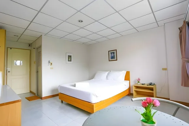 غرفة بسرير كوين، Central Place Hotel 2/3