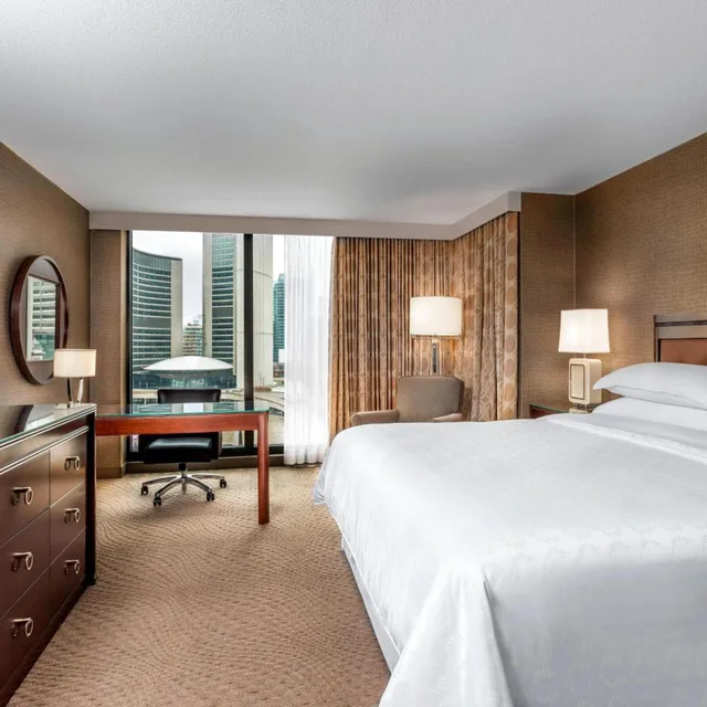 غرفة بريميوم بسرير كينج، SHERATON CENTRE TORONTO 2/4