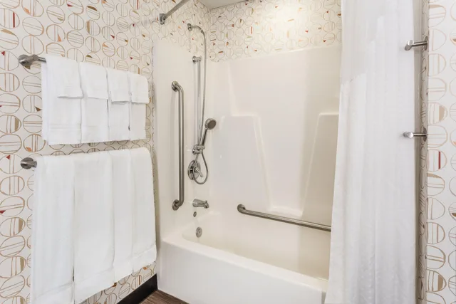 غرفة بسرير كوين لذوي الإعاقة، Holiday Inn Philadelphia South-Swedesboro 2/2