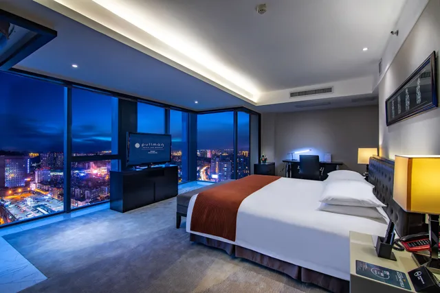 جناح ديلوكس بسرير كينج، PULLMAN GUIYANG 3/5