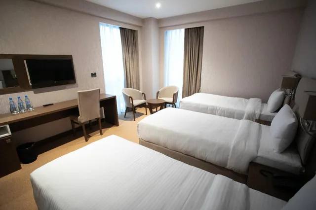 غرفة سوبيريور ثلاثية، Diamond Hotel Baku 1/2
