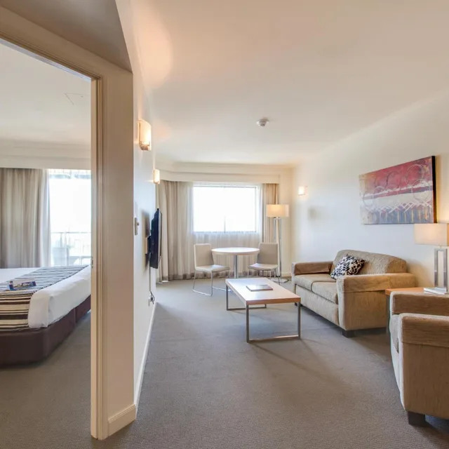 1 Bedroom, Executive, King Bed, CENTRAL COSMO APARTMENTS 7/10
