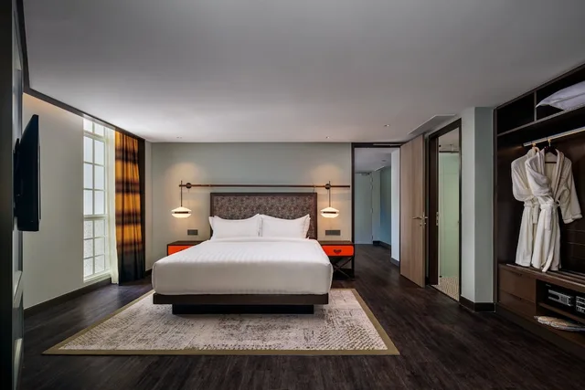 Premier, Executive, Suite, King Bed, The George Penang by The Crest Collection 2/4