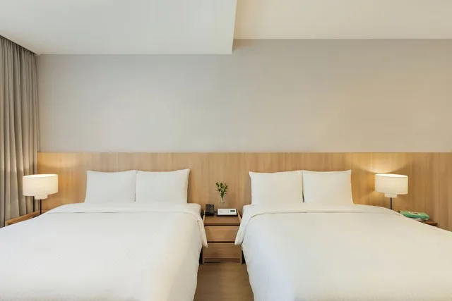 Deluxe, 2 Queen Beds, Somerset Palace Seoul 3/6