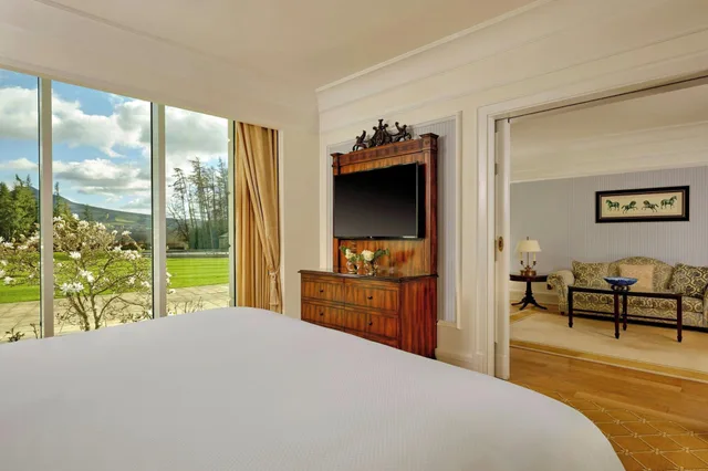 جناح بإطلالة على الجبل، Powerscourt Hotel, Autograph Collection 3/5