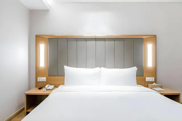 غرفة بسرير كوين، Ji Hotel (Shanghai Railway Station Tianmu West Road) 2/2