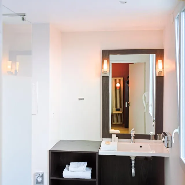 غرفة تنفيذية، Seven Urban Suites Nantes Centre 6/7