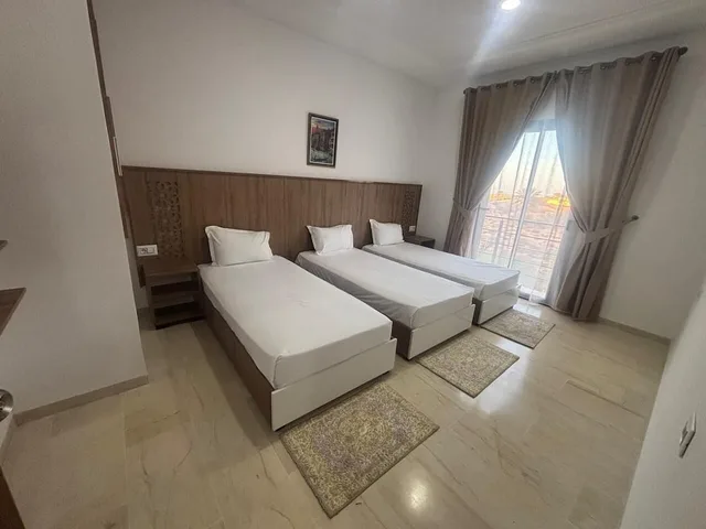 Family Suite, 1 Double and 3 Single Beds, Sea View، Al Baraka 1/10