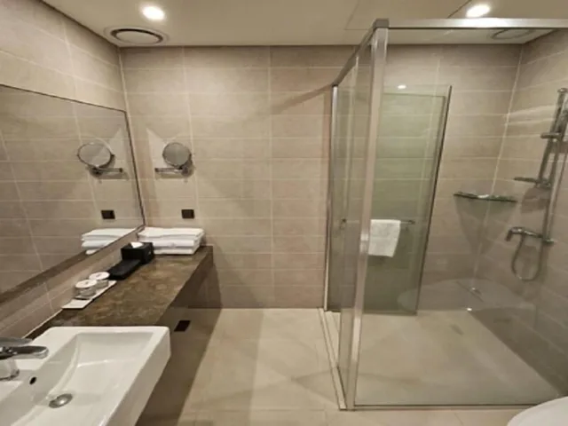 غرفة بريميوم بسريرين مزدوجين، Hotel Nanta 2/5
