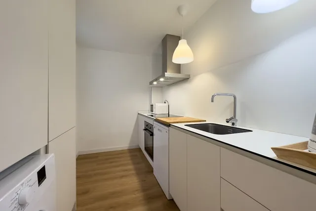 4 Bedrooms, Family, Apartment, 4 Beds, 2 Double Beds, 2 Bathrooms, Animapartments Sants 6/7